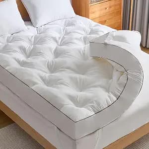 WhatsBedding 4 Inch Memory Foam Mattress Topper Queen for Back Pain Relief, Filled with Breathable Memory Foam, Soft Fluffy Supportive Bed Mattress Topper, 80x60x4 in